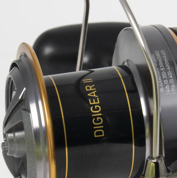 DAIWA  SHORECAST SPIN REELS 6000